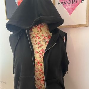 Vest hoodie